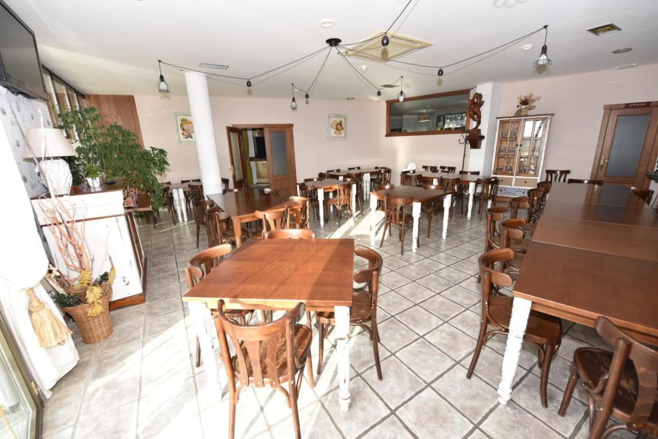 Hotel Rural El Castillo Larraga Exterior photo